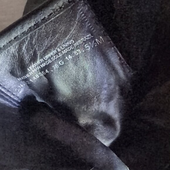 Tory Burch Chrystie Motto Ankle Boots 5.5 - Picture 10 of 10